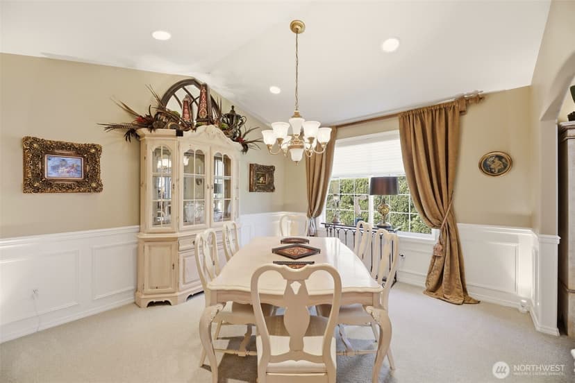Property photo for 17806 Oxford Drive, Arlington photo 9