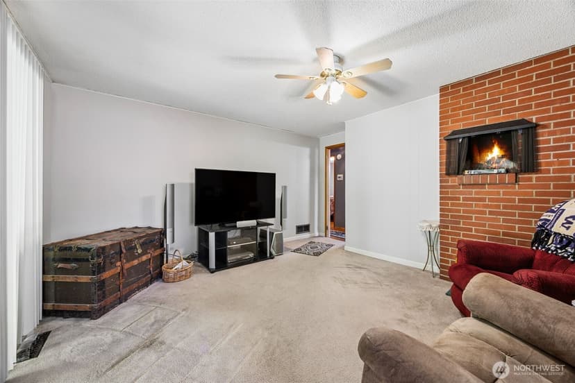 Property photo for 3311 Crystal Springs Road W, University Place photo 10