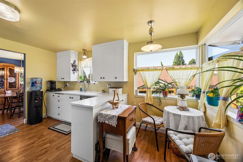 Property photo for 3311 Crystal Springs Road W, University Place photo 8