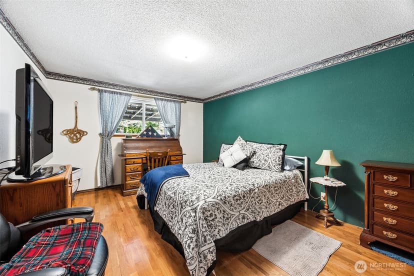 Property photo for 3311 Crystal Springs Road W, University Place photo 13
