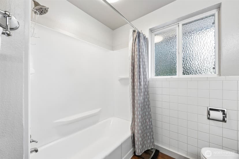 Property photo for 3311 Crystal Springs Road W, University Place photo 15