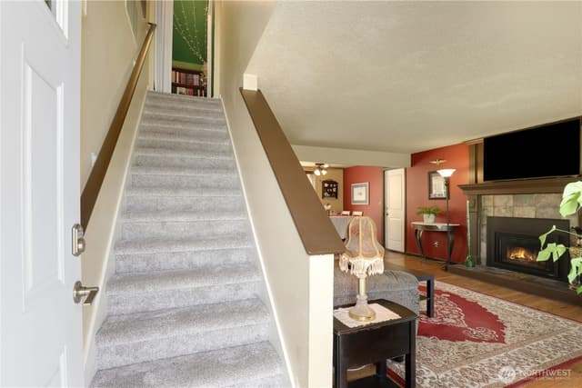 Property photo for 12519 SE 277th Place, Kent photo 3