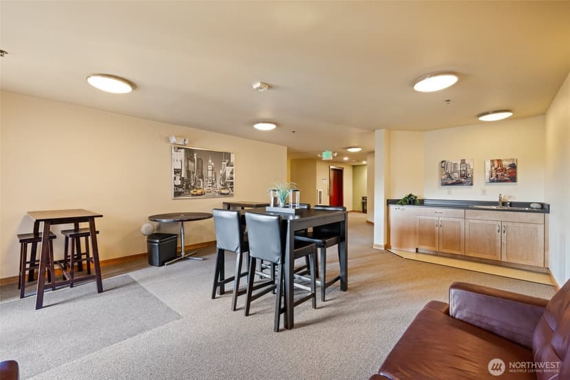 Property photo for 827 Hiawatha Place S #515, Seattle photo 18