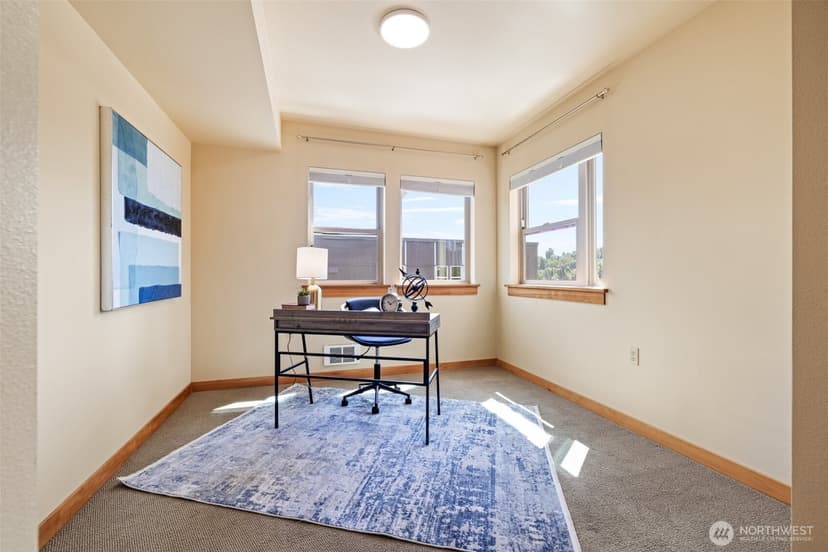 Property photo for 827 Hiawatha Place S #515, Seattle photo 14