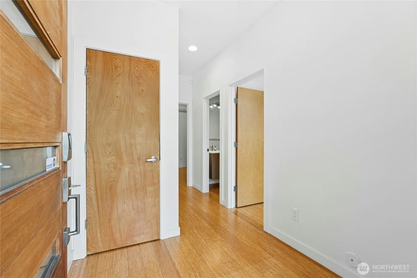 Property photo for 2114 E James Street, Seattle photo 2