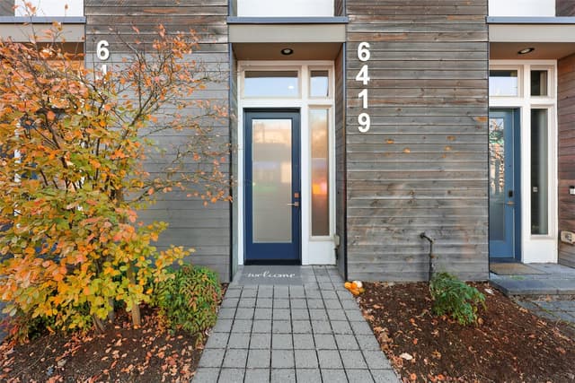 Property photo for 6419 Phinney Avenue N, Seattle photo 2