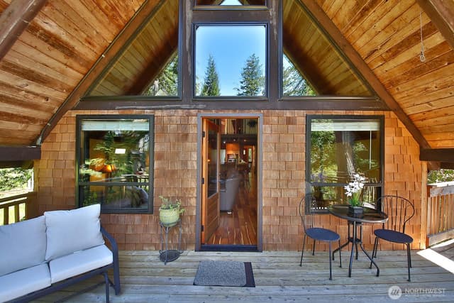 Property photo for 3370 East Harbor Road, Langley photo 5