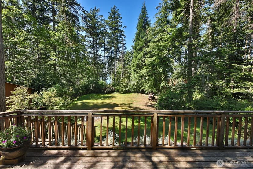 Property photo for 3370 East Harbor Road, Langley photo 6