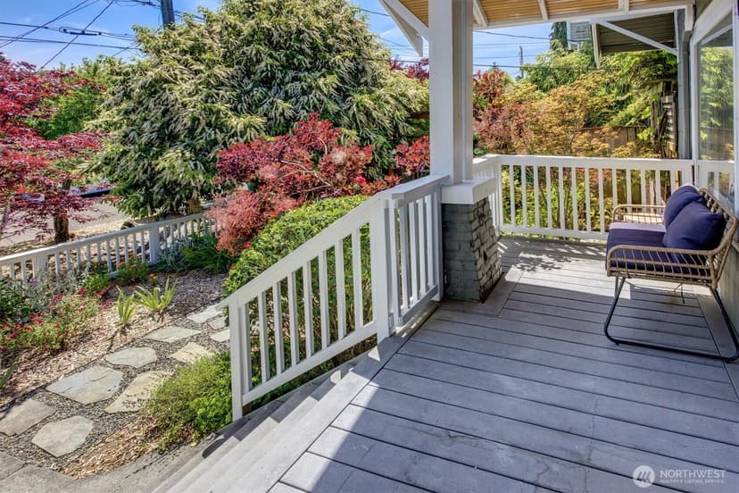 Property photo for 3437 38th Avenue SW, Seattle photo 4
