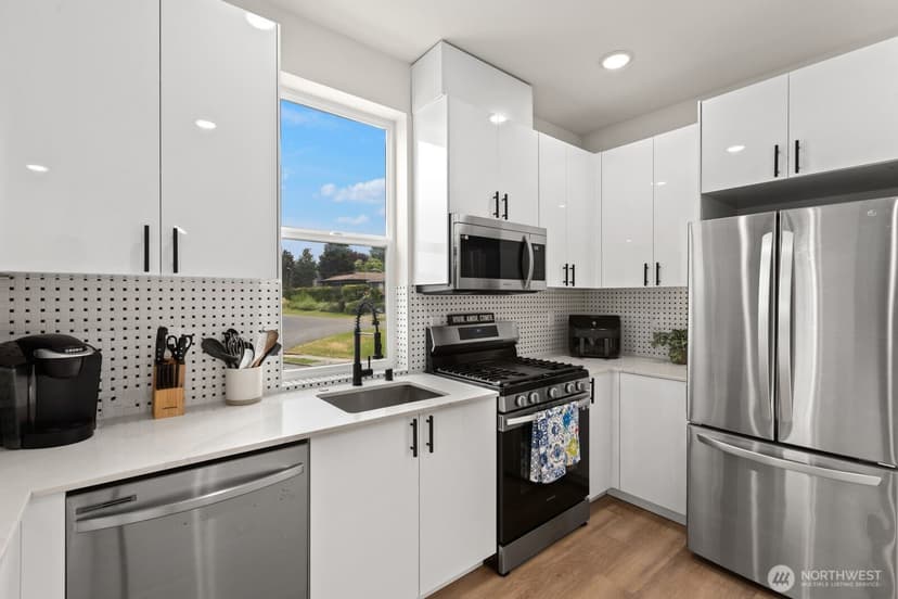 Property photo for 9326 Renton Avenue S #G, Seattle photo 13