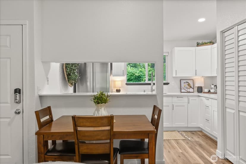 Property photo for 10822 E Riverside Drive #A303, Bothell photo 13