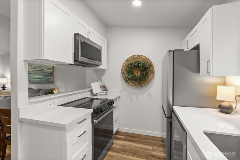 Property photo for 10822 E Riverside Drive #A303, Bothell photo 12