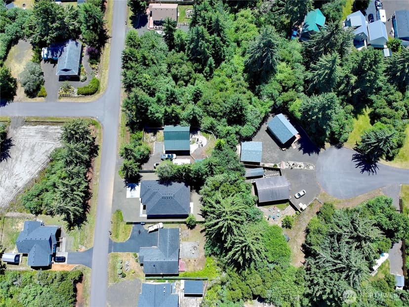 Property photo for 811 Vagabond Avenue, Ocean Shores photo 36
