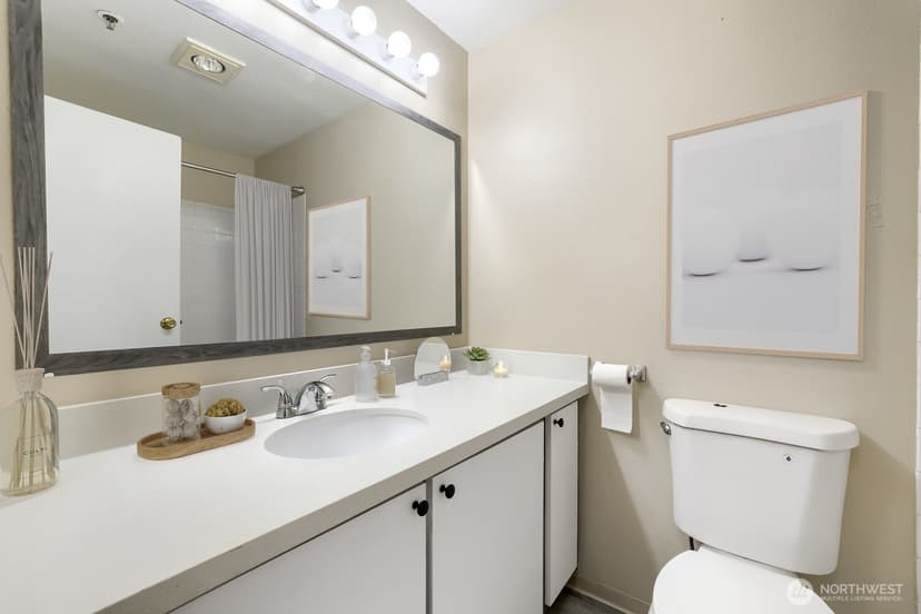 Property photo for 215 100th Street SW #B-204, Everett photo 10