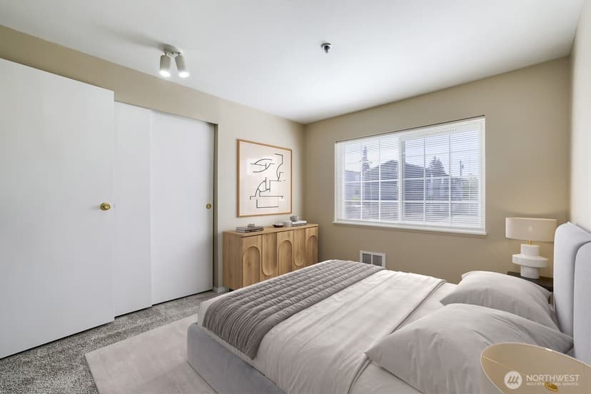 Property photo for 215 100th Street SW #B-204, Everett photo 6