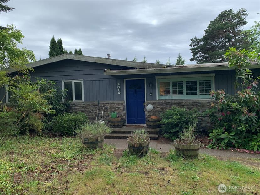 Property photo for 2015 151st Avenue SE, Bellevue