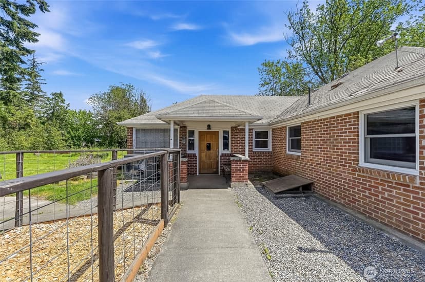 Property photo for 1805 80th Street E, Tacoma photo 26