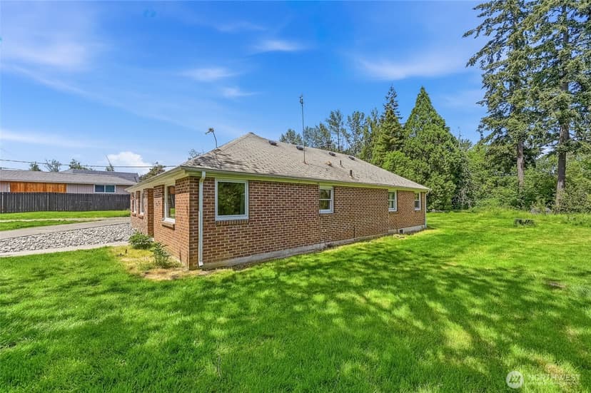 Property photo for 1805 80th Street E, Tacoma photo 6