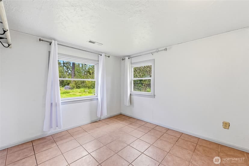 Property photo for 1805 80th Street E, Tacoma photo 21