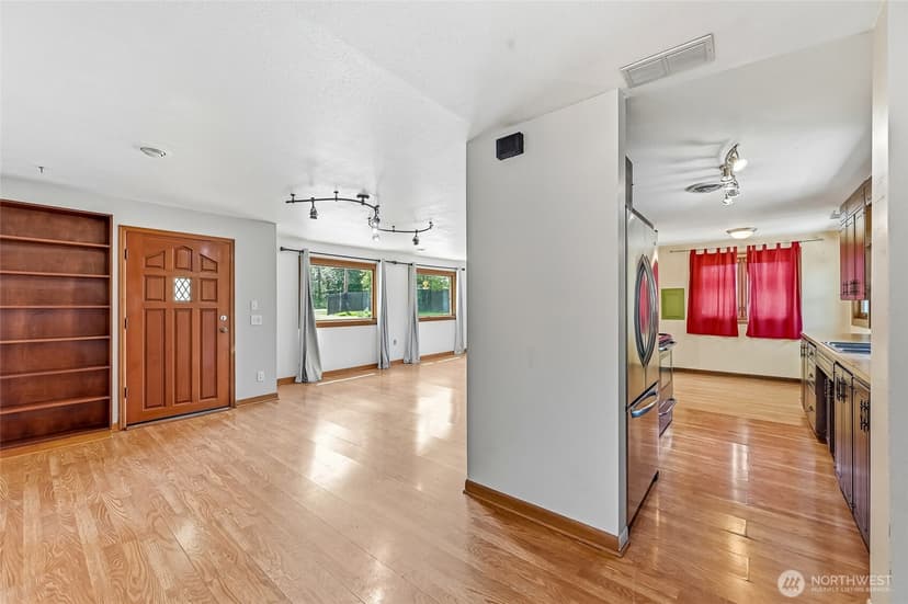 Property photo for 1805 80th Street E, Tacoma photo 13
