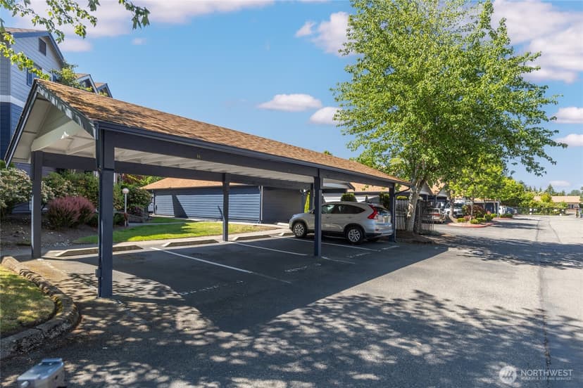 Property photo for 10825 SE 200th Street #H206, Kent photo 13