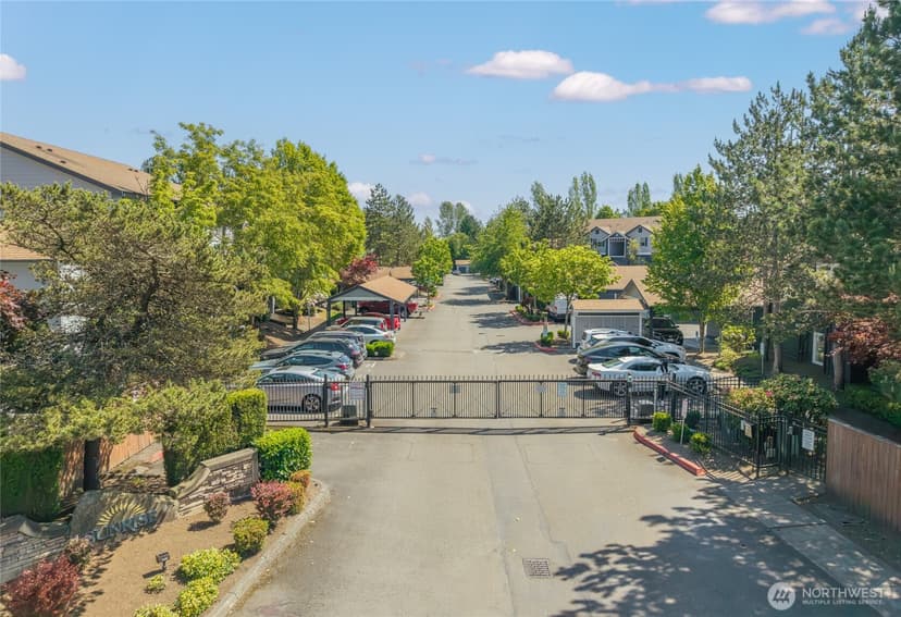 Property photo for 10825 SE 200th Street #H206, Kent photo 12