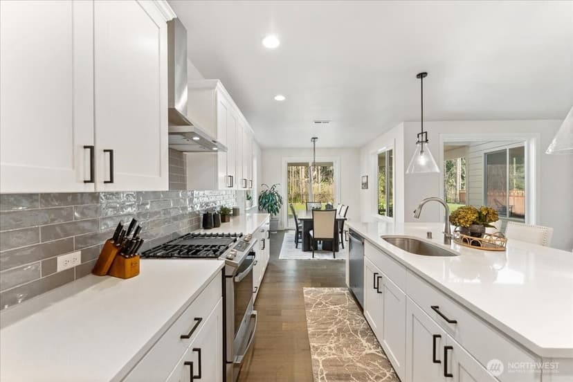 Property photo for 18905 129th Street E, Bonney Lake photo 14
