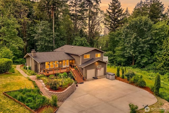 Property photo for 10982 SE View Place S, Port Orchard photo 2