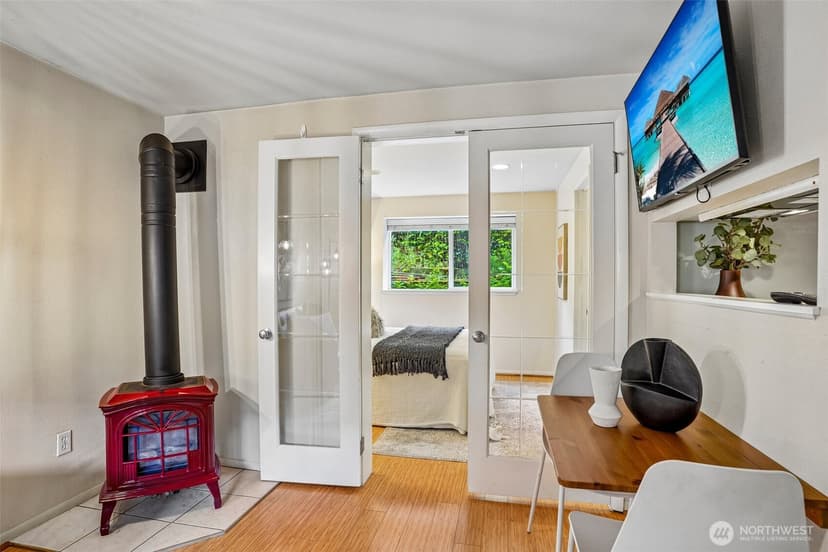 Property photo for 3624 Whitman Avenue N #1, Seattle photo 13