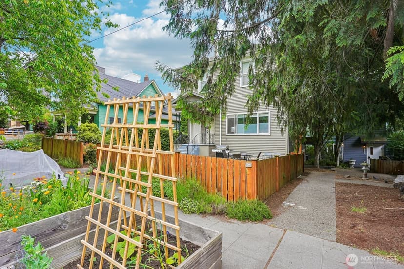 Property photo for 3624 Whitman Avenue N #1, Seattle photo 3