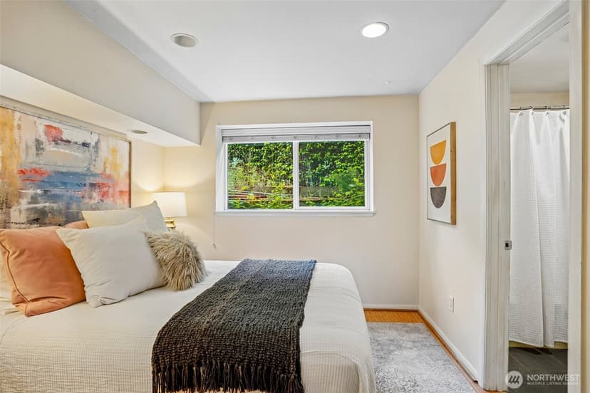 Property photo for 3624 Whitman Avenue N #1, Seattle photo 15