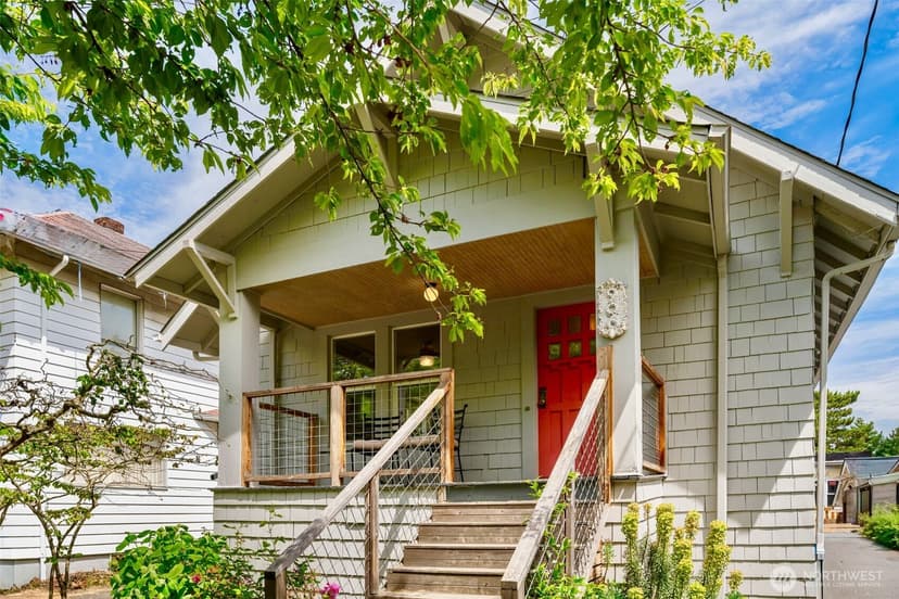 Property photo for 906 19th Avenue, Seattle photo 2