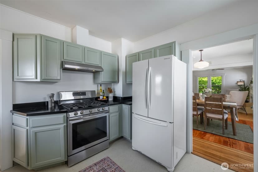 Property photo for 906 19th Avenue, Seattle photo 17