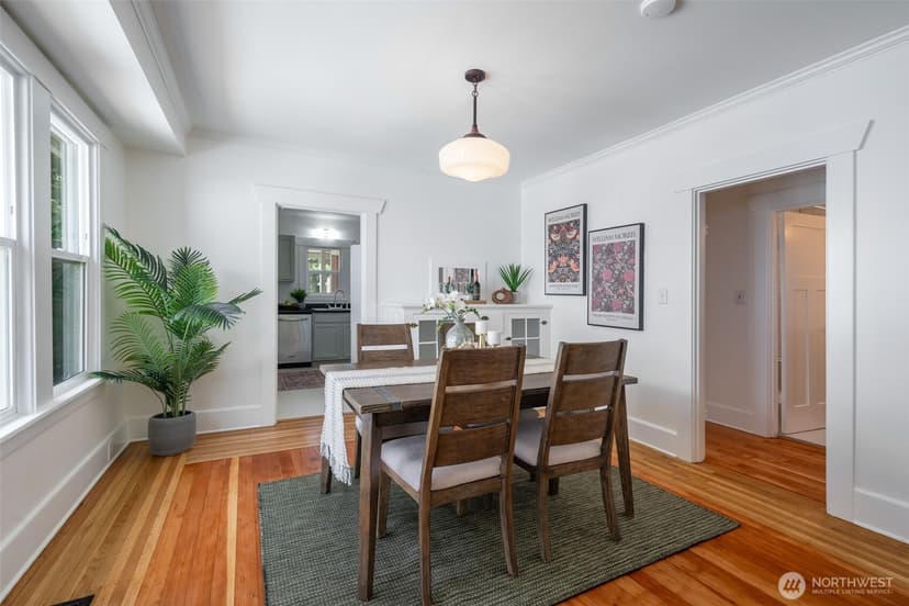 Property photo for 906 19th Avenue, Seattle photo 13