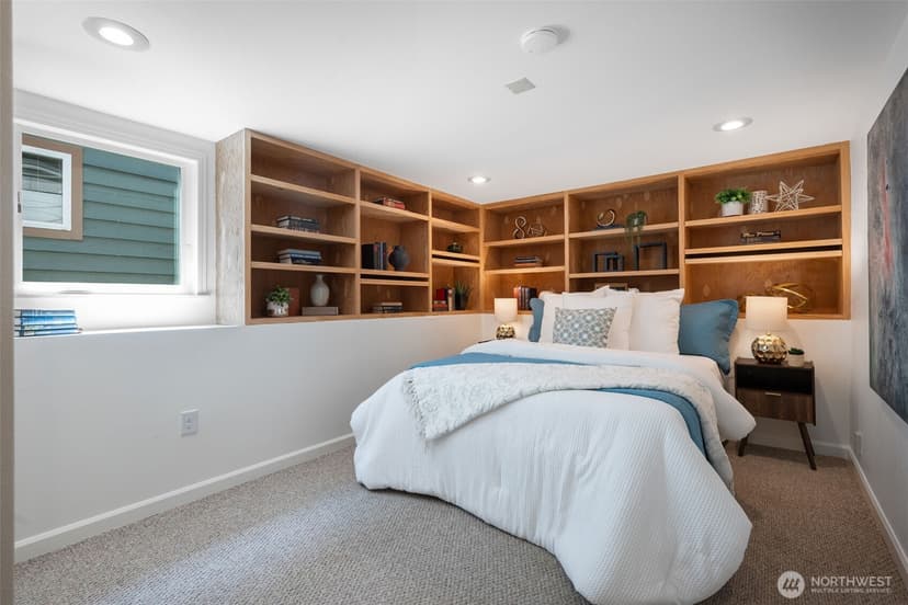 Property photo for 906 19th Avenue, Seattle photo 29