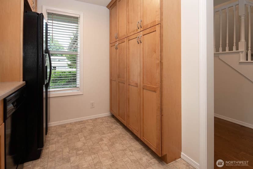 Property photo for 20322 33rd Avenue W #B, Lynnwood photo 12