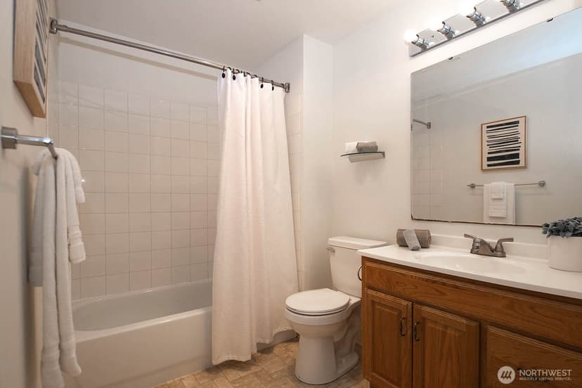Property photo for 20322 33rd Avenue W #B, Lynnwood photo 16