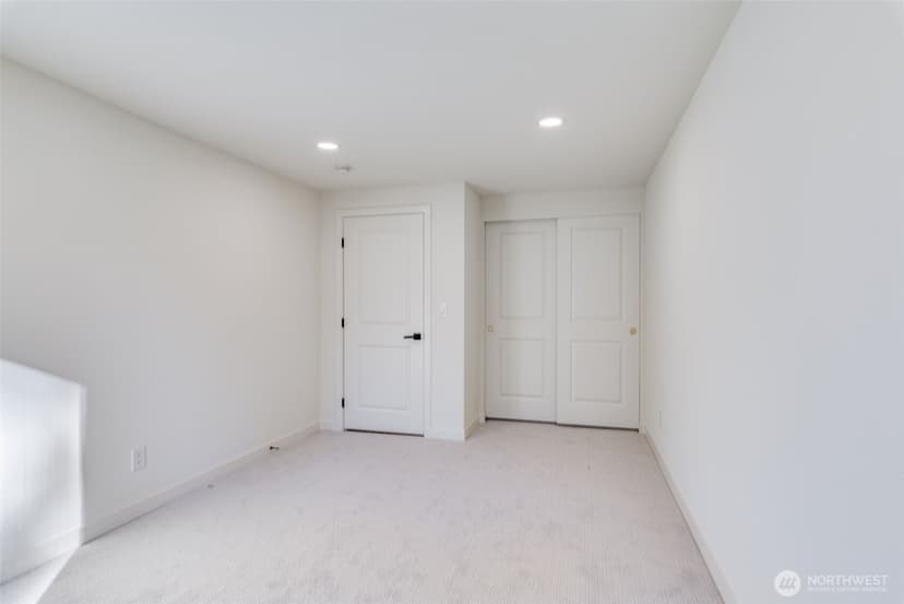 Property photo for 34020 39th Avenue S, Auburn photo 17