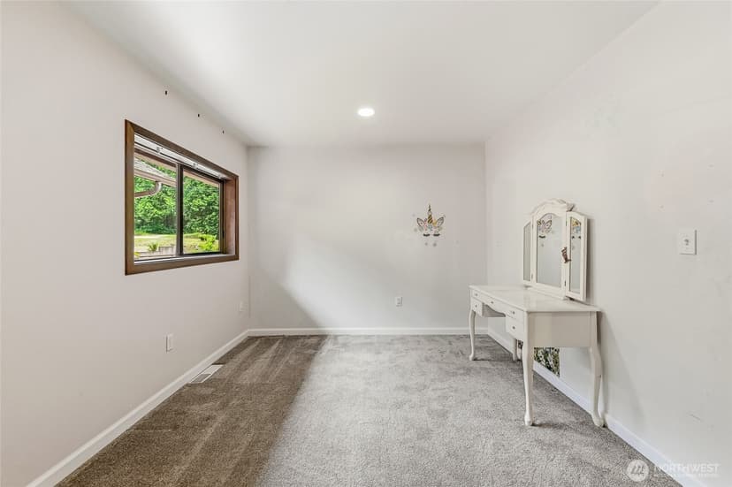 Property photo for 8221 308th Avenue SE, Issaquah photo 28