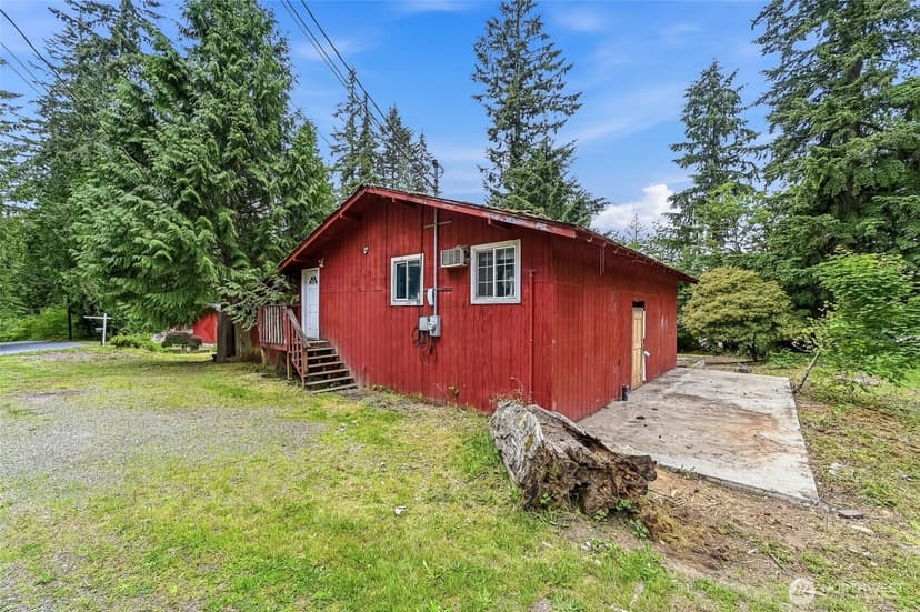 Property photo for 8221 308th Avenue SE, Issaquah photo 32
