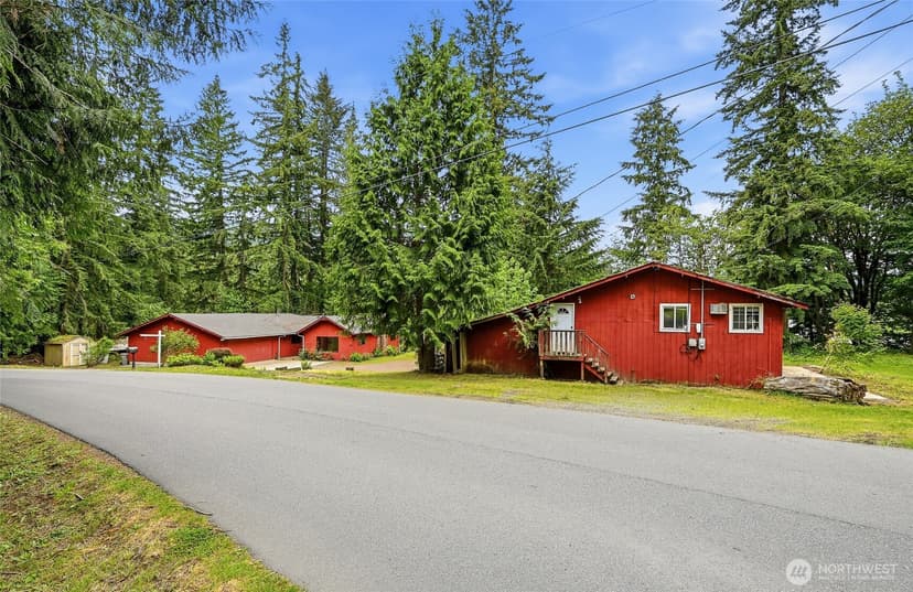 Property photo for 8221 308th Avenue SE, Issaquah photo 2