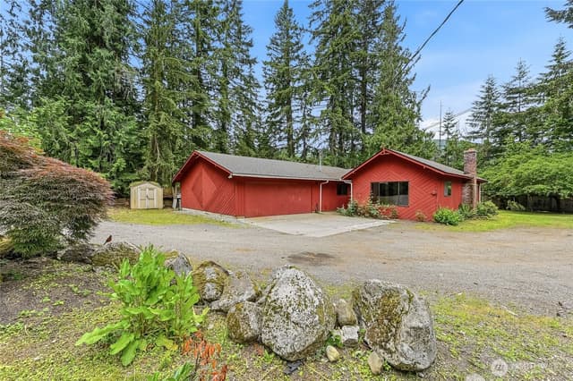 Property photo for 8221 308th Avenue SE, Issaquah photo 5