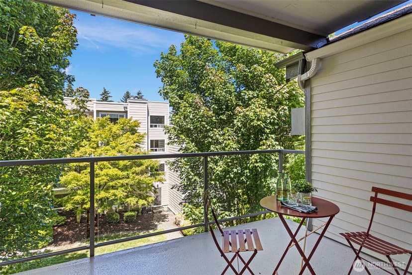 Property photo for 2760 76th Avenue SE #407, Mercer Island photo 12