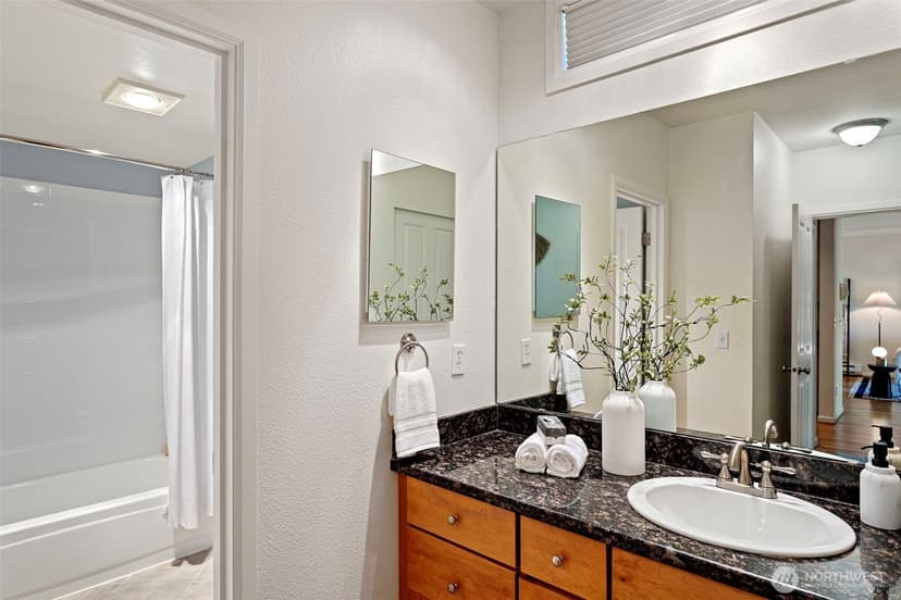 Property photo for 2760 76th Avenue SE #407, Mercer Island photo 17