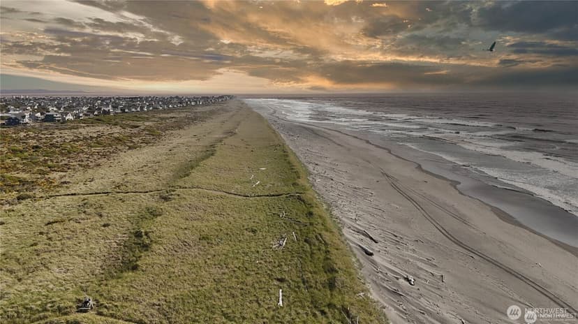 Property photo for 1017 S Sand Dune Ave SW, Ocean Shores photo 12