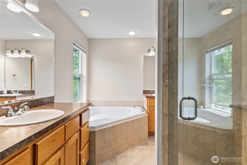 Property photo for 1505 49th Street SW, Everett photo 16
