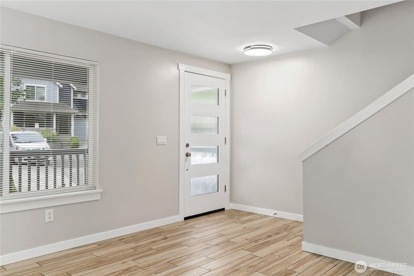 Property photo for 1505 49th Street SW, Everett photo 5