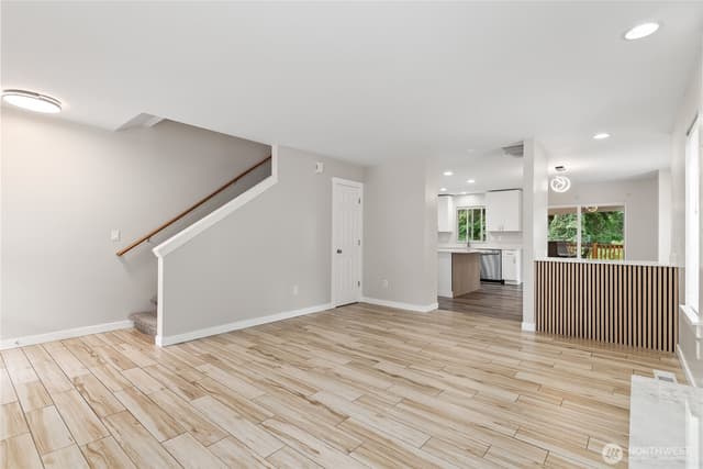 Property photo for 1505 49th Street SW, Everett photo 4