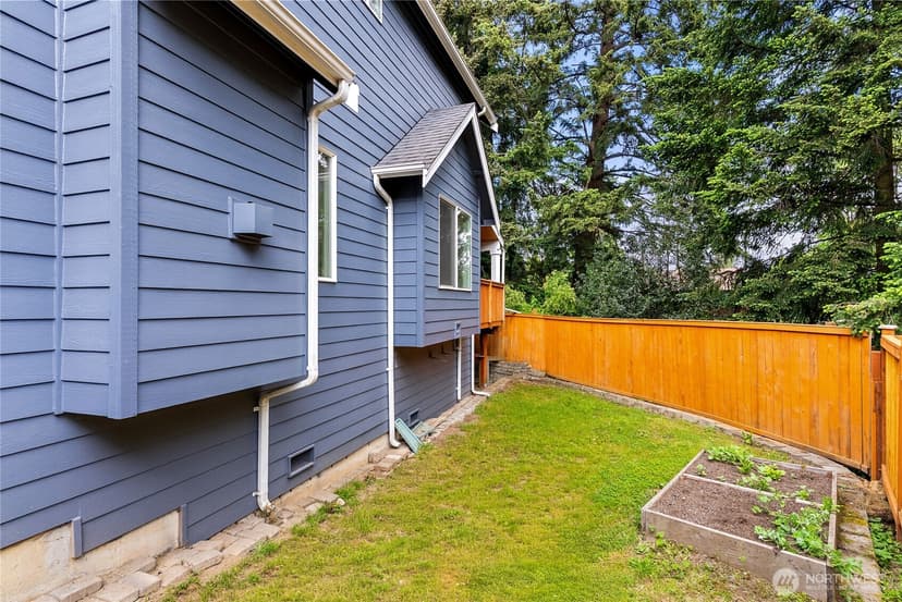 Property photo for 1505 49th Street SW, Everett photo 35