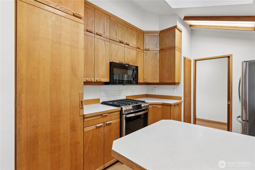 Property photo for 16226 NE 57th Street, Redmond photo 10